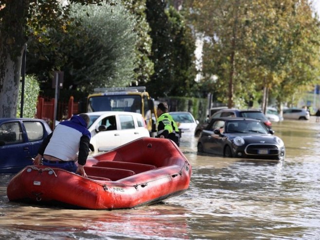 Италија: Падова и Вићенца под водом, суша на Сардинији