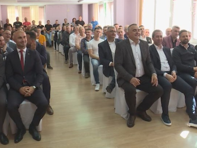 Шамац-представљање кандидата за начелника Шамац-представљање кандидата за начелника - Фото: РТРС