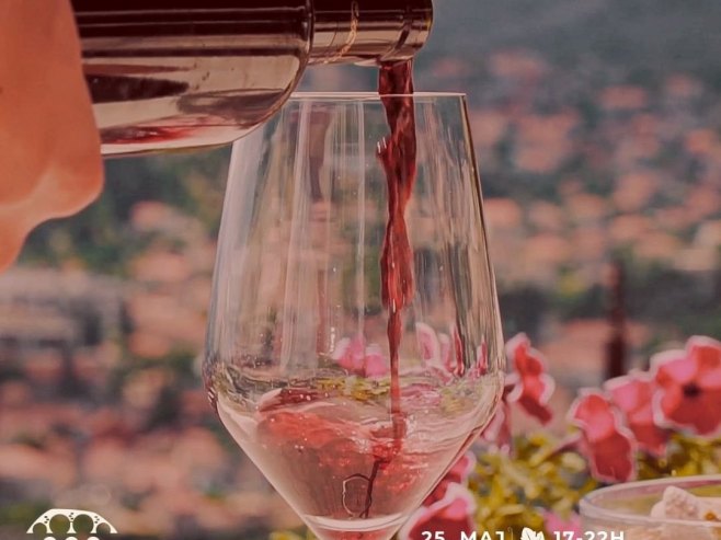 Фестивал вина у Требињу (Фото: instagram.com/wine_fine_trebinje) Фестивал вина у Требињу (Фото: instagram.com/wine_fine_trebinje) -