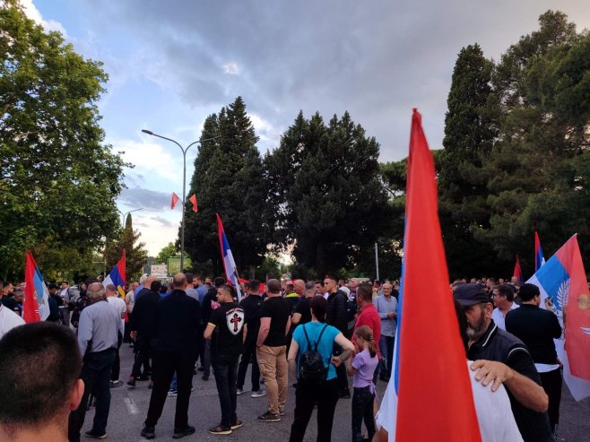 Podgorica - protest (Foto: RTRS)
