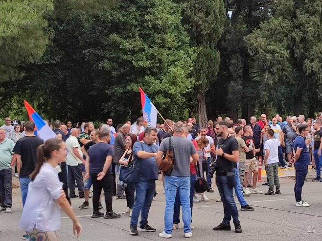 Подгорица - протест - Фото: РТРС