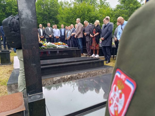 Пискавица - годишњица смрти генерала Талића Пискавица - годишњица смрти генерала Талића - Фото: РТРС