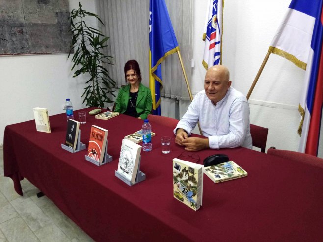 Нови Град - књижевно вече Предрага Бојиновића - Фото: СРНА