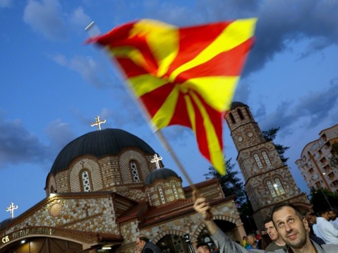 Застава Сјеверне Македоније (фото: EPA-EFE/GEORGI LICOVSKI - илустрација) Застава Сјеверне Македоније (фото: EPA-EFE/GEORGI LICOVSKI - илустрација) -