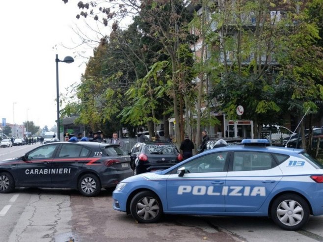 Италија: Пронађена тијела двије дјевојке, трага се за младићем