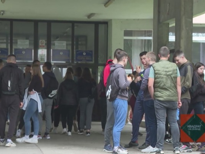 У прве разреде средњих школа предвиђен упис 10.197 ученика