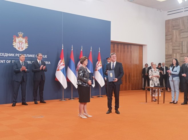 Размјена докумената Размјена докумената - Фото: РТРС