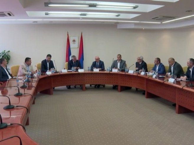 Састанак представника странака владајуће коалиције - Фото: РТРС