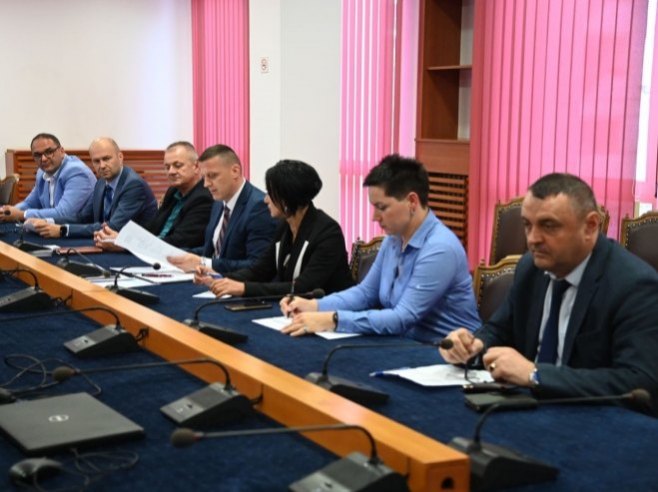 Сједница Независног синдиката Сједница Независног синдиката - Фото: Уступљена фотографија