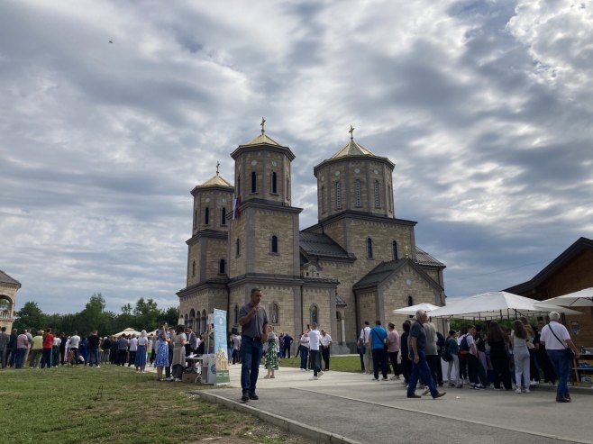 У манастиру Милошевац велико народно-литургијско сабрање У манастиру Милошевац велико народно-литургијско сабрање - Фото: РТРС