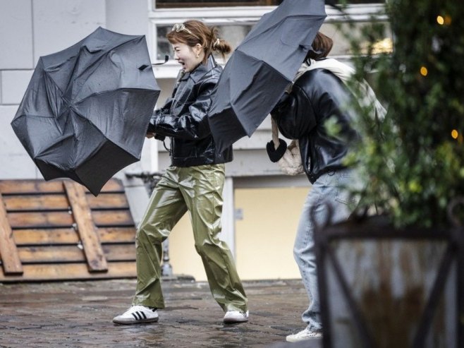 Олуја (Фото: EPA-EFE/Thomas Traasdahl/илустрација) Олуја (Фото: EPA-EFE/Thomas Traasdahl/илустрација) -