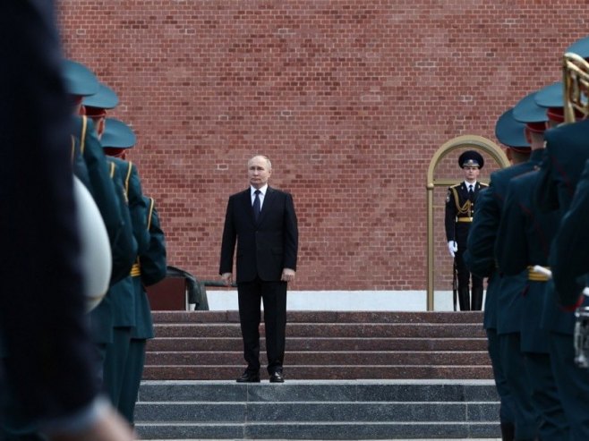 Владимир Путин (фото: EPA-EFE/ALEXANDER KAZAKOV) Владимир Путин (фото: EPA-EFE/ALEXANDER KAZAKOV) -