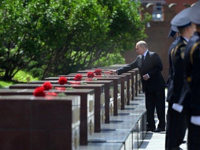 Vladimir Putin (foto: EPA-EFE/SERGEY GUNEEV) 