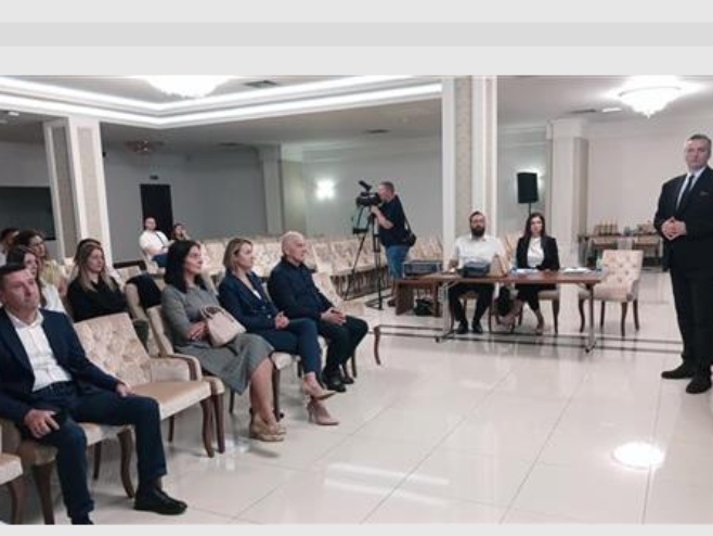 И. Сарајево: Уручене награде Акцелератор програма - Фото: СРНА