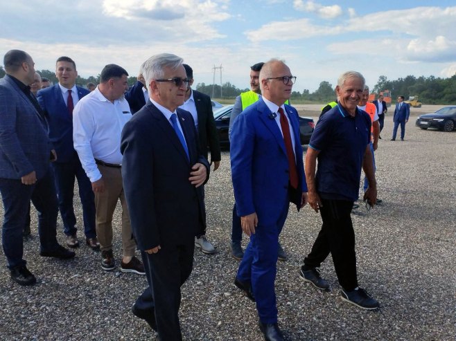 Чубриловић и Весић Чубриловић и Весић - Фото: СРНА