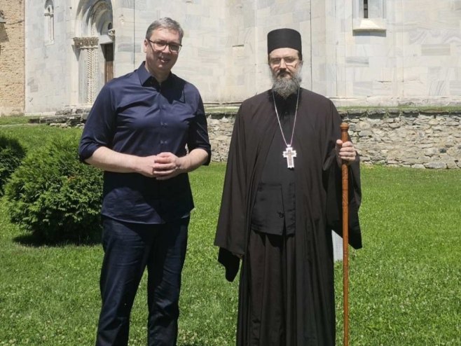 Вучић у посјети манастиру Студеница (Фото: instagram.com/buducnostsrbijeav) Вучић у посјети манастиру Студеница (Фото: instagram.com/buducnostsrbijeav) -