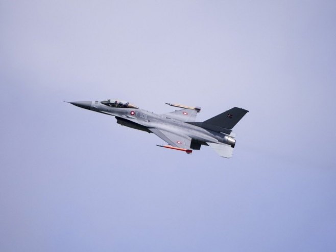 Авион Ф16 (фото: EPA-EFE/BO AMSTRUP DENMARK OUT - илустрација) - 