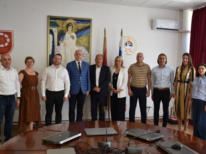 Посјета представника јавних установа „Службени гласник“ из Републике Србије и Републике Српске - Фото: Уступљена фотографија