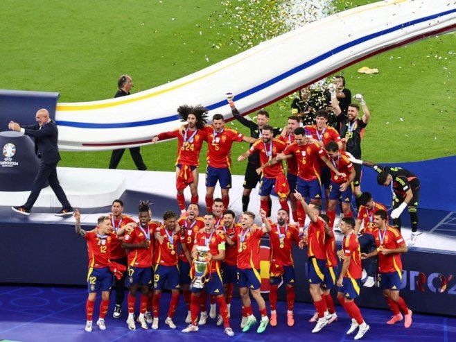 Шпанија побједник ЕУРО 2024. (Фото: EPA-EFE/HANNIBAL HANSCHKE) Шпанија побједник ЕУРО 2024. (Фото: EPA-EFE/HANNIBAL HANSCHKE) -