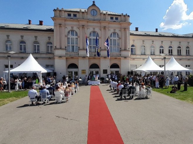 Колективно вјенчање, Бијељина Колективно вјенчање, Бијељина - Фото: РТРС