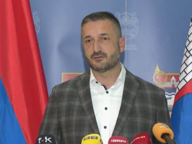 Нинковић: Накнада за превоз законско право
