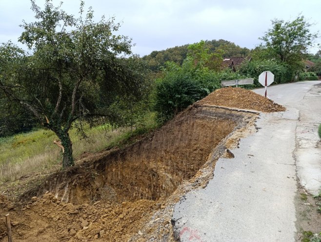 Клизиште Јабланица код Новог Града Клизиште Јабланица код Новог Града - Фото: РТРС
