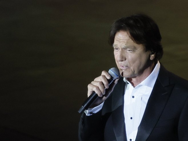 Бачена бомба на кућу Здравка Чолића (ВИДЕО)