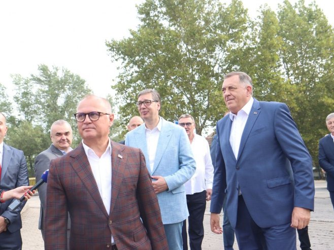 Додик и Вучић у Малом Зворнику Додик и Вучић у Малом Зворнику - Фото: predsjednikrs.rs/Borislav Zdrinja