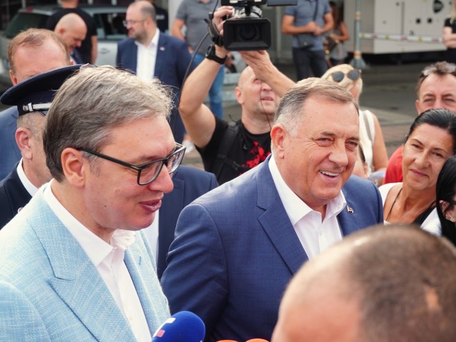 Милорад Додик и Александар Вучић (Фото: TANJUG/ VLADIMIR ŠPORČIĆ/bs) Милорад Додик и Александар Вучић (Фото: TANJUG/ VLADIMIR ŠPORČIĆ/bs) -