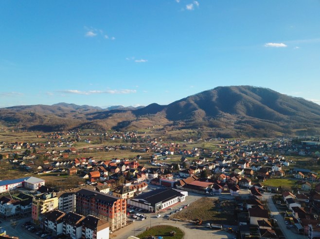 Братунац (фото: opstinabratunac.com) Братунац (фото: opstinabratunac.com) -