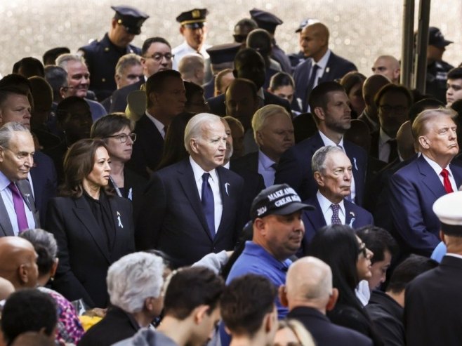 Харис, Бајден и Трамп на комеморацији поводом 11. септембра (Фото: EPA-EFE/SARAH YENESEL) Харис, Бајден и Трамп на комеморацији поводом 11. септембра (Фото: EPA-EFE/SARAH YENESEL) -