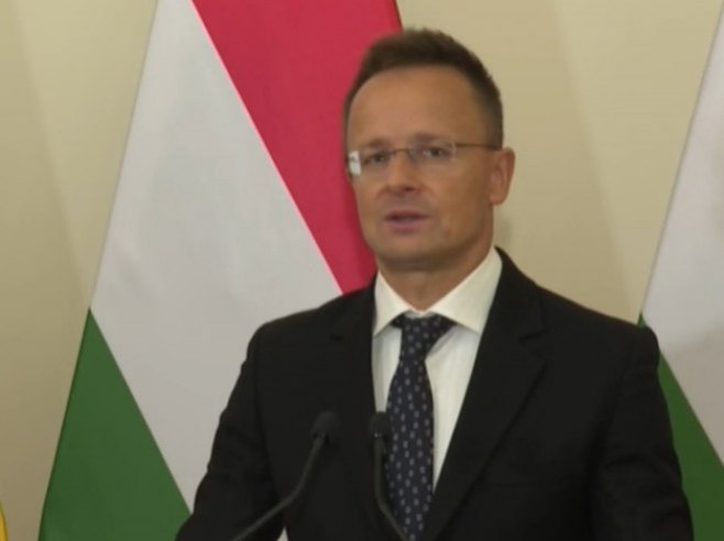 Сијарто: Подршка што бржем успостављању мира