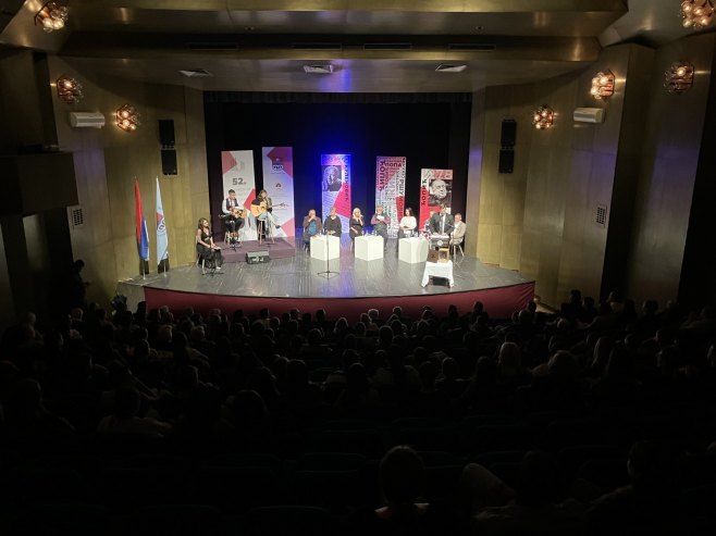 Централно вече Књижевних сусрета на Козари Централно вече Књижевних сусрета на Козари - Фото: РТРС