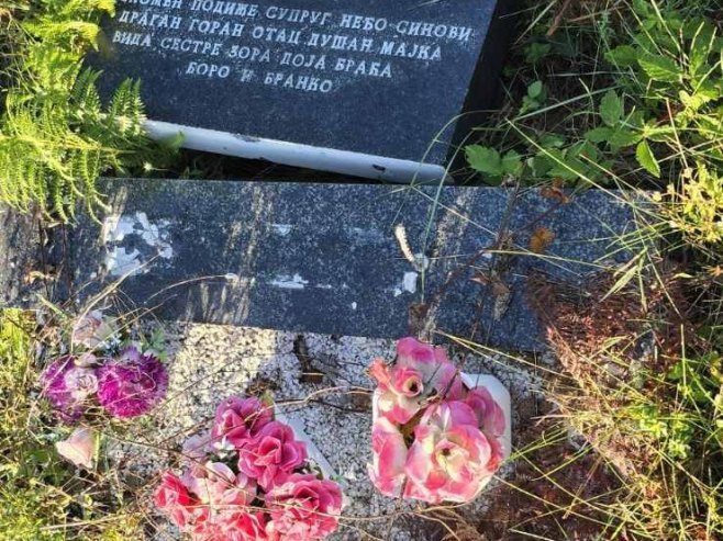 Оскрнављено православно гробље на Пламеницама код Кључа (архивска фотографија) Оскрнављено православно гробље на Пламеницама код Кључа (архивска фотографија) - Фото: СРНА