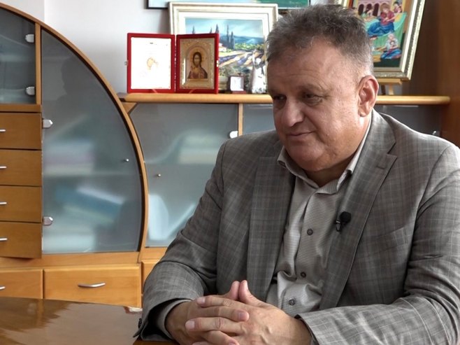 Аџић: Камиони стали и на пут "Српскoj вароши"