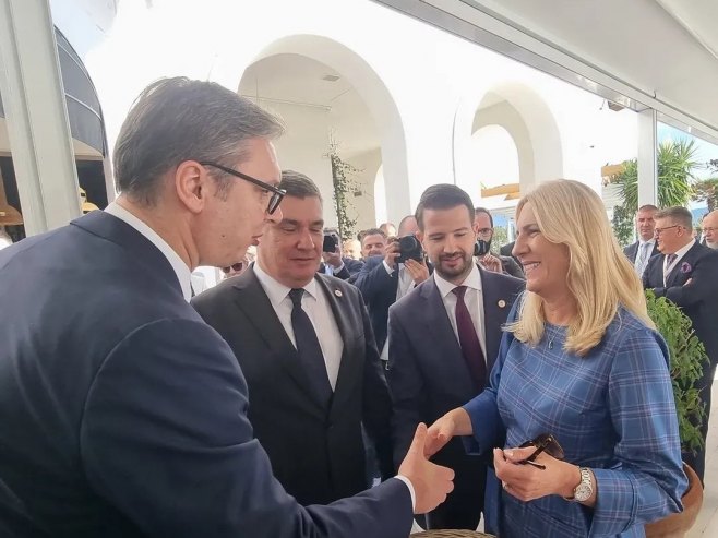 Александар Вучић и Жељка Цвијановић (фото: instagram.com/zeljka.cvijanovic) Александар Вучић и Жељка Цвијановић (фото: instagram.com/zeljka.cvijanovic) -