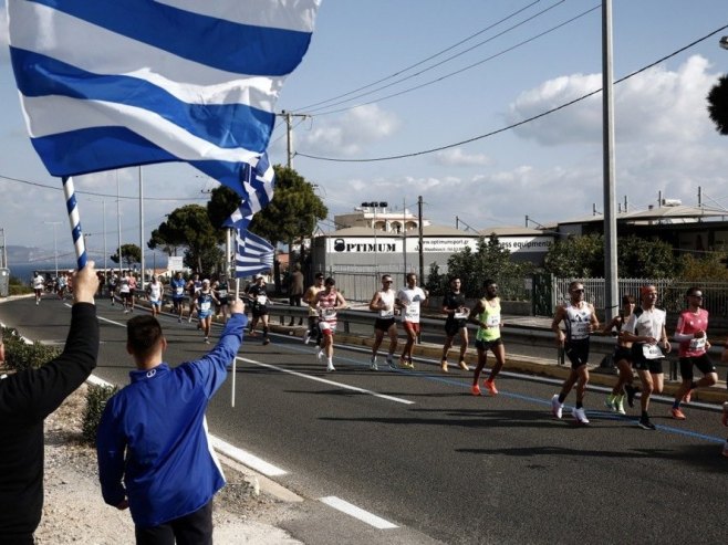 Атински маратон (Фото: EPA-EFE/YANNIS KOLESIDIS) Атински маратон (Фото: EPA-EFE/YANNIS KOLESIDIS) -