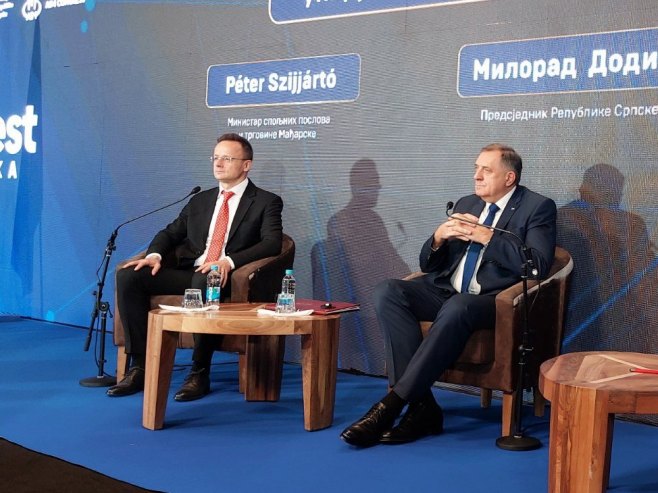 Сијатро и Додик Сијатро и Додик - Фото: РТРС