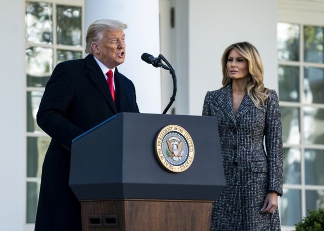 Доналд и Меланија Трамп (Фото: EPA-EFE/KEVIN DIETSCH) Доналд и Меланија Трамп (Фото: EPA-EFE/KEVIN DIETSCH) -