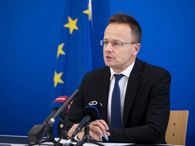 Петер Сијарто (Фото: EPA-EFE/BOGLARKA BODNAR, илустрација) Петер Сијарто (Фото: EPA-EFE/BOGLARKA BODNAR, илустрација) -