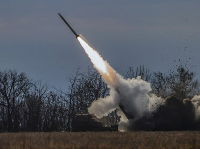 М142 ХИМАРС, Херсонска област у Украјини (фото: EPA-EFE/HANNIBAL HANSCHKE) М142 ХИМАРС, Херсонска област у Украјини (фото: EPA-EFE/HANNIBAL HANSCHKE) -