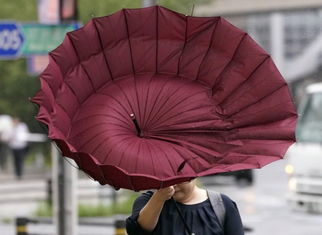 Вјетар (Фото: илустрација/EPA-EFE/FRANCK ROBICHON) Вјетар (Фото: илустрација/EPA-EFE/FRANCK ROBICHON) -