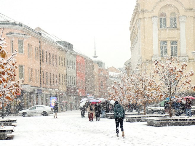 Електрокрајина: Санирани бројни кварови, ситуација и даље сложена