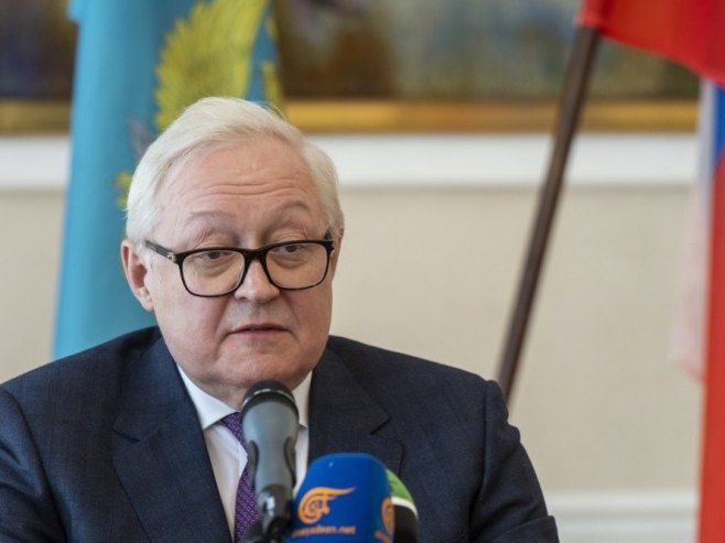 Сергеј Рјабков (Фото:  EPA-EFE/MARTIAL TREZZINI) - 