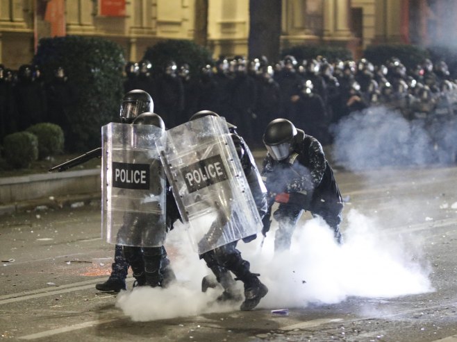 Протести у Грузији (Фото: EPA-EFE/DAVID MDZINARISHVILI) - 