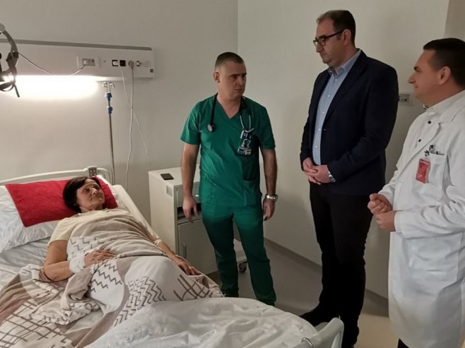 Извршене прве корнографије и уградња стента Извршене прве корнографије и уградња стента - Фото: СРНА