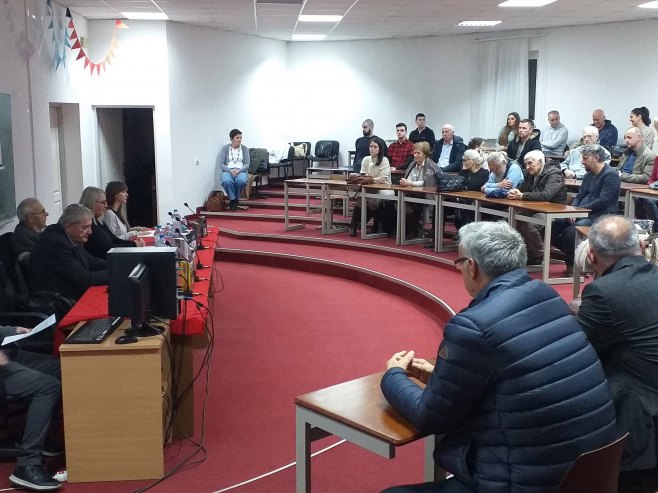 Милићи - одржана промоција дјела књижевника Недељка Бабића - Фото: СРНА