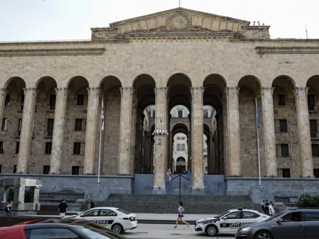 Парламент Грузије (Фото: EPA-EFE/DAVID MDZINARISHVILI) - 
