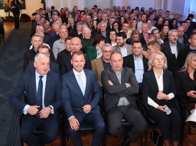 ПДП - Фото: ZIPAPHOTO/Borislav Zdrinja