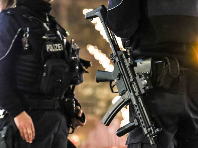 Полиција Њемачке (Фото: EPA-EFE/FILIP SINGER) - 